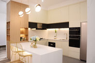 A cozinha branca super cobre a pedra 30mm artificial de quartzo de 12mm