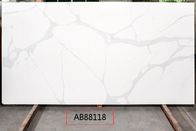 Laje de pedra lustrada de quartzo branco de Calacata para a cozinha Worktops 3200*1600mm
